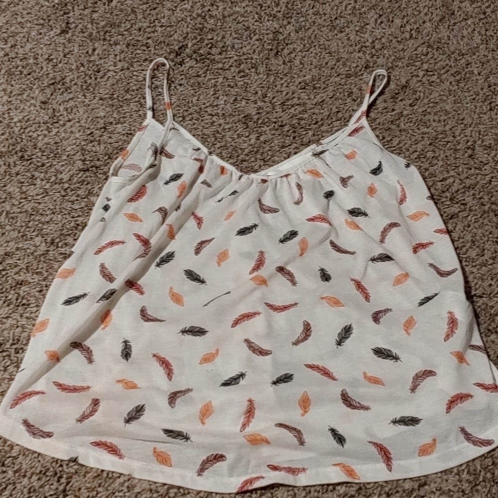 H&M conscious feather tank
